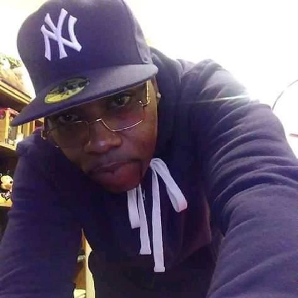 Meet your Posher, Frispy - Picture 1 of 1